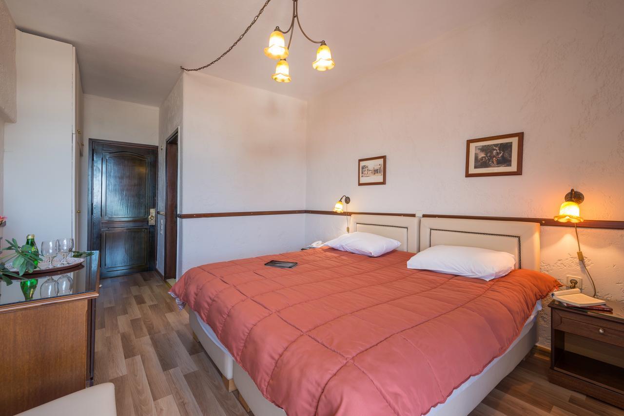 Jolly Hotel Igoumenitsa Ngoại thất bức ảnh