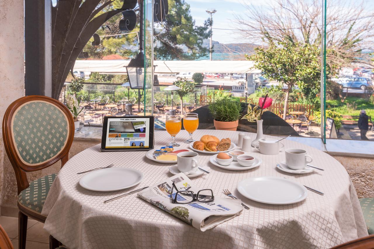 Jolly Hotel Igoumenitsa Ngoại thất bức ảnh